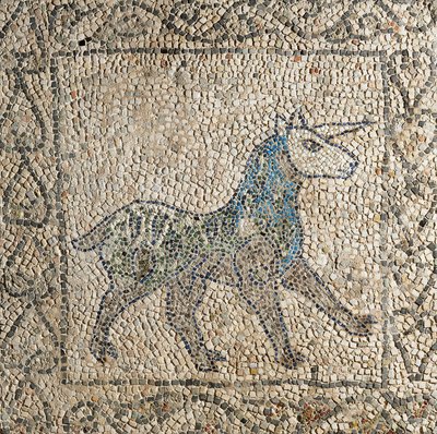 Cuarta Cruzada, fragmentos de mosaicos de pisos que representan un unicornio de Benjamin Baud