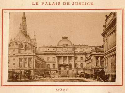 Comuna de París (1871): vista del Palais de Justice en París antes de su incendio en mayo de 1871 de Unbekannt