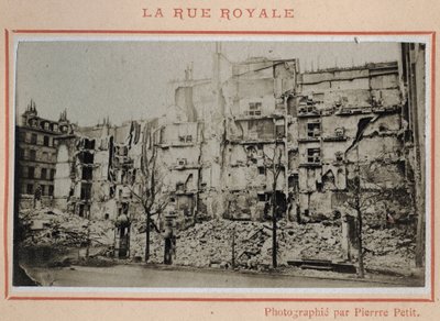 Comuna de París (1871): vista de las ruinas en la Rue Royale en París en mayo de 1871 de Unbekannt