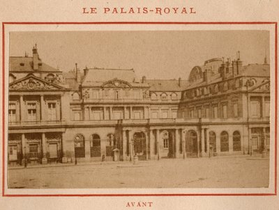 Comuna de París (1871): vista del Palais-Royal (Palais Royal) en París antes del incendio de mayo de 1871. Fotografía de Pierre Pepetit de Unbekannt