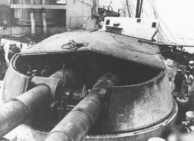 Daño en la torreta Q, HMS Lion, Jutlandia de Unbekannt