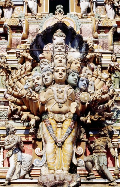 Detalle decorativo de templo hindú, Colombo, Sri Lanka de Benjamin Baud