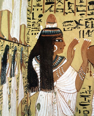 Figura de Orante, tumbas de artesanos. Sitio de Deir El Medineh en Luxor, Egipto. de Leopold Blonder