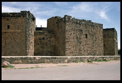 Muro de la fortaleza, c.12-13 siglo de Unbekannt