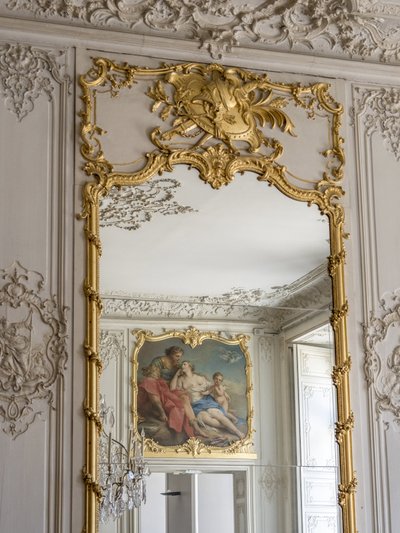 Juegos de hielo y espejos, reflejo de Aurore y Cephale, pintura de François Boucher (1703-1770). Habitación del príncipe. Hotel de Soubise, París de Unbekannt
