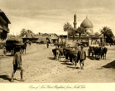 Iraq - Vista de la calle Nueva de Bagdad desde la puerta norte de Unbekannter Künstler