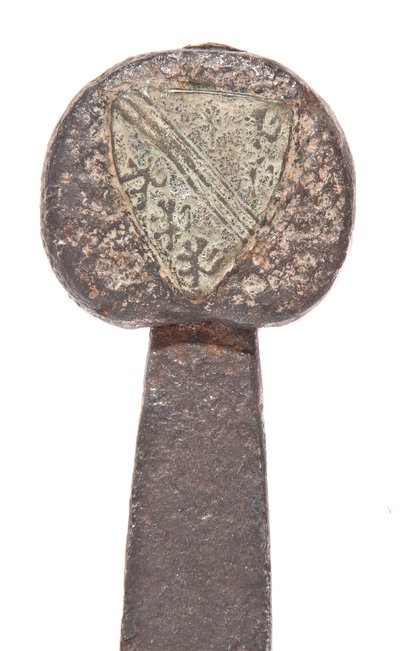 Espada ancha tardomedieval, con hoja vikinga anterior y con los brazos de la familia De Bohun, Condes de Hereford y Essex, siglos XI - XIV de Unbekannt
