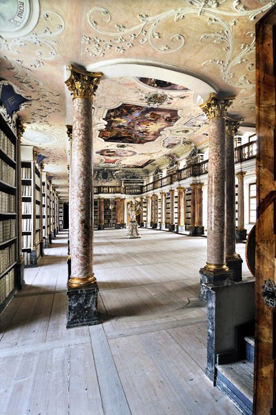 Biblioteca de la abadía benedictina de Ottobeuren, Baviere, Alemania, Europa. Fotografía de Unbekannter Künstler