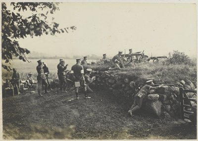 Ametralladores en maniobras, c.1911 (foto en blanco y negro) de Unbekannt