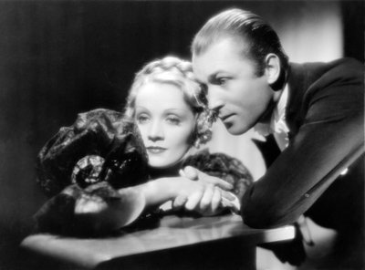 Marlene Dietrich y Brian Aherne de Unbekannt