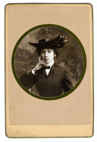 Retrato de la poeta francesa Catherine Pozzi, c.1900 de Unbekannt