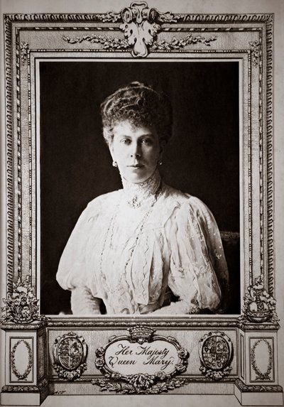 La reina María, consorte del rey Jorge V en 1910 (impresión) de Unbekannter Künstler
