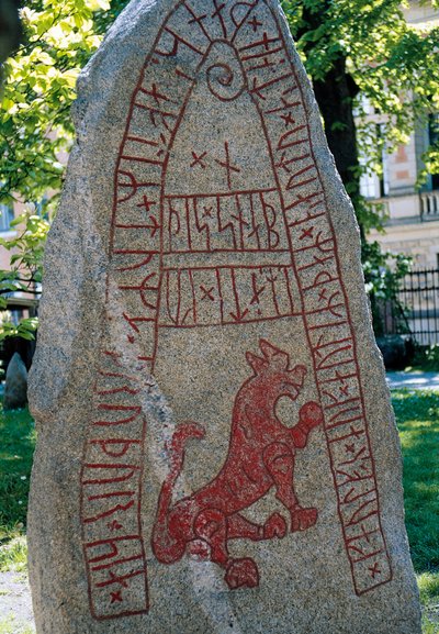 Piedra rúnica, Lund, Suecia. Civilización vikinga de Benjamin Baud