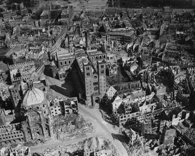 Segunda Guerra Mundial (1939-1945): Wurzburgo (Alemania) 11 de abril de Unbekannt