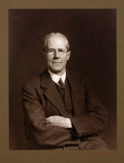 Sir Henry Cort Harold Carpenter, profesor de metalurgia, finales de 1920s de Unbekannt