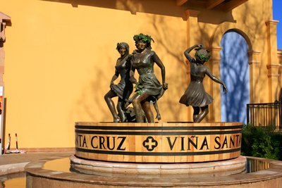 Estatuas, Viña Santa Cruz (foto) de Unbekannt