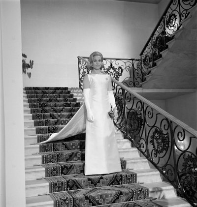 La actriz Ingrid Thulin en el set de la película "Agostino" dirigida por Mauro Bolognini en Venecia - 1962 de Unbekannt