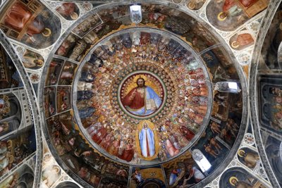 El Baptisterio de Padua. Frescos del techo del siglo XIV por Giusto de Menabuoi. El Paraíso. Cristo bendiciendo con ángeles, patriarcas, profetas y santos. Padua. Italia. de Unbekannt