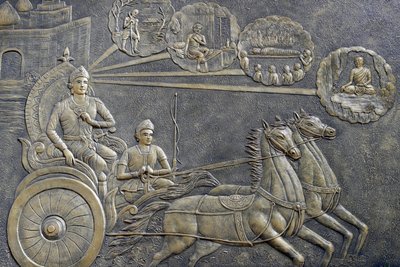 Templo budista Tinh Xa Ngoc Chau, La vida del Buda, Siddhartha Gautama, El príncipe Siddhartha pidió a un auriga que lo llevara en una serie de paseos por el campo, Chau Doc, Vietnam, 2018 de Unbekannt
