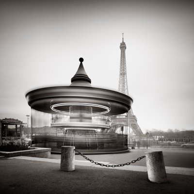 Tour Eiffel - Estudio 2, París, Francia, 2013 (fotografía en B/N) de Leopold Blonder