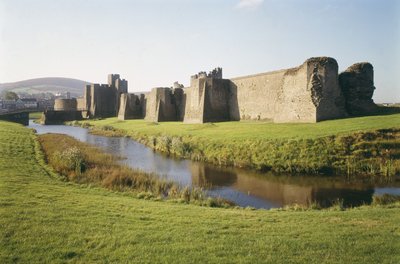 Vista del Castillo de Caerphilly, Glamorgan, Gales, construido entre 1268-77 de Unbekannt