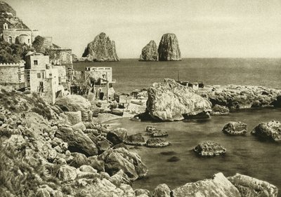 Vista de los farallones desde la isla de Capri hasta Marina Piccola de Unbekannt