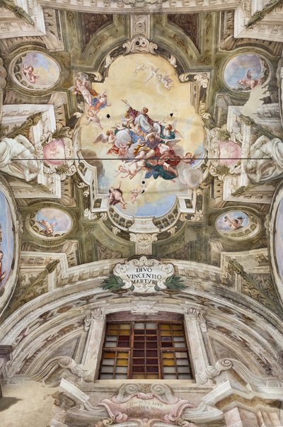 Vista de la bóveda con frescos de la Sala Teatini, Chiesa di San Vincenzo, Piacenza, Emilia-Romaña, Italia (foto) de Unbekannter Künstler
