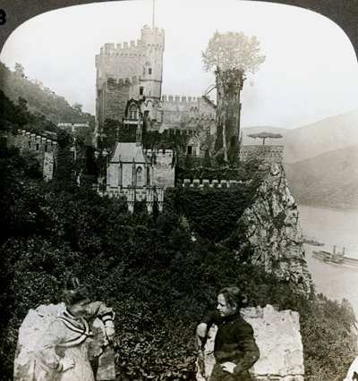 Castillo Rheinstein, cerca de Bingen, Alemania de Underwood and Underwood
