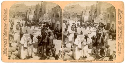 Iglesia de la Natividad, construida donde nació Jesús, Belén, Palestina, 1900 de Underwood and Underwood