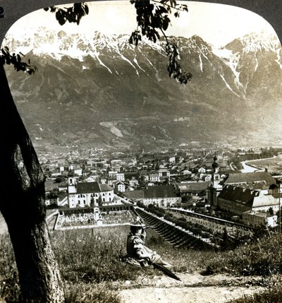 Innsbruck y los Alpes Bávaros, Tirol, Austria de Underwood and Underwood