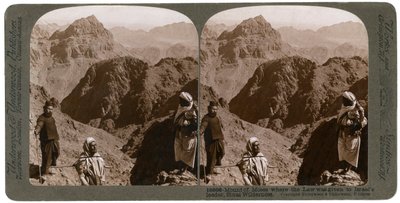 Monte de Moisés, donde se dio la ley al líder de Israel, el desierto del Sinaí de Underwood and Underwood