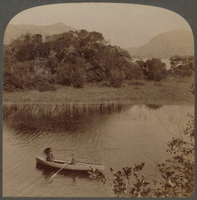 En el lago superior del bonito Killarney, Irlanda, 1901 de Underwood and Underwood