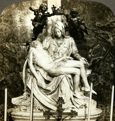 Piedad de Miguel Ángel, Basílica de San Pedro, Roma, Italia de Underwood and Underwood