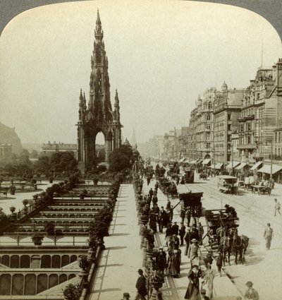 Calle Princes y el Monumento a Scott, Edimburgo, Escocia, finales del siglo XIX de Underwood and Underwood