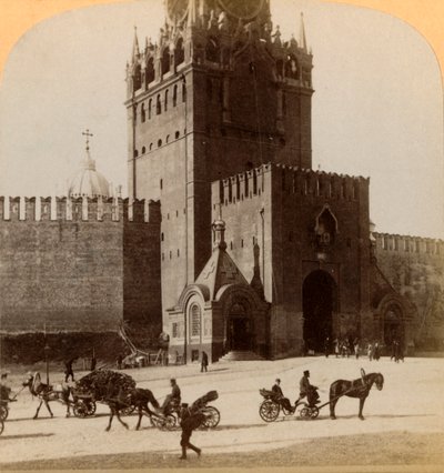 Spaski Voroto, Puerta Sagrada del Kremlin,...Moscú, Rusia, 1898 de Underwood and Underwood
