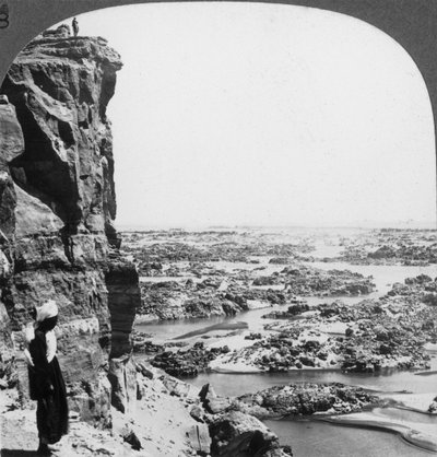 La segunda catarata del Nilo vista desde el suroeste, Egipto, 1905 de Underwood and Underwood