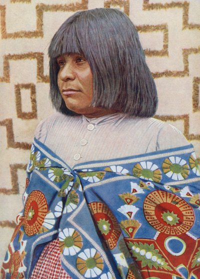 Arizona. Mujer de la tribu Walapai en Arizona. 1920 de Unknown