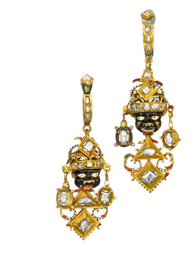 Un par de pendientes renacentistas, c.1870 (diamantes y esmalte) de Unknown artist