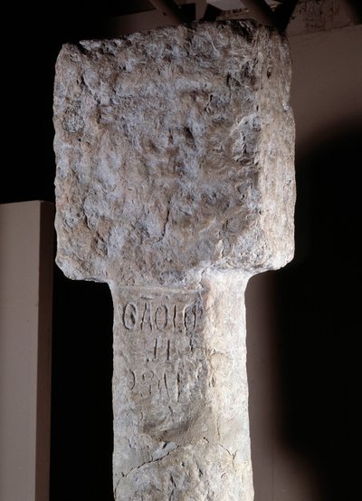 Arte africano: detalle de un pilar de posesión conocido como San Agustín erigido por el explorador portugués Diogo Cao (o Diego Cam) en el sur de Angola. 1486. Lisboa, Museo Nacional de Arte Antiguo de Unknown artist