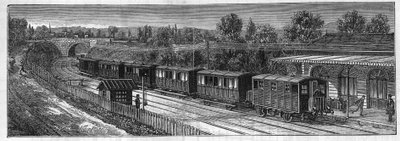 Aplicación de baterías Faure: Tren eléctrico en una vía férrea en una estación. Grabado en "Le Monde Illustré" de Unknown artist