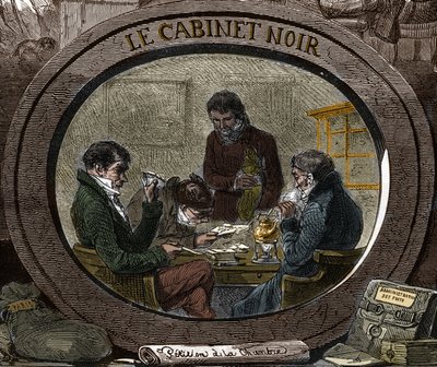 Censura en el siglo XIX: Bajo el Antiguo Régimen, el servicio se llama “Gabinete Negro”, que es responsable de examinar la correspondencia privada por razones de seguridad. Grabado del siglo XIX. de Unknown artist