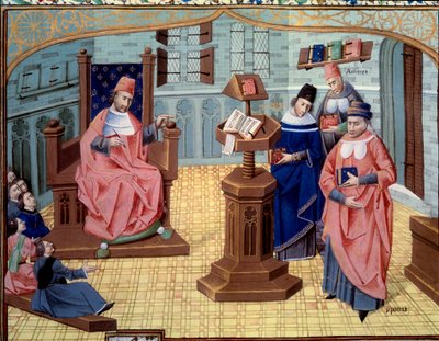 Guy de Chauliac enseñando. A su derecha, 6 oyentes y a su izquierda 3 personajes que resumen la historia de la medicina: Claudio Galeno (131-201), médico griego de la Antigüedad, Abu Ali al-Husayn ibn 