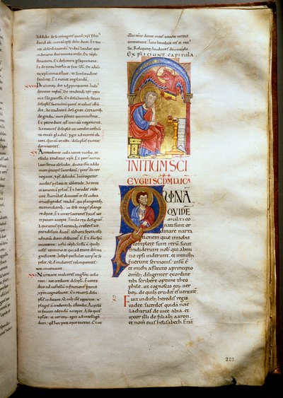 El Evangelio de San Lucas representa con el toro Página de una Biblia iluminada (Ms.721-Foglio 223r.) del comienzo del siglo XII. Roma, Biblioteca Casanatense de Unknown artist