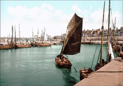 Vista de Calais, el puerto. Foto cromo ca. 1890 de Unknown artist
