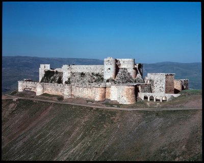 Vista del Krak de los Caballeros, castillo cruzado, c.1100 de Unknown artist