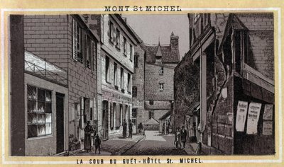 Vista del patio del Hotel Guet (Guet-Hotel) en Mont Saint Michel, Mancha, Normandía. Cromolitografía de finales del siglo XIX. de Unknown artist