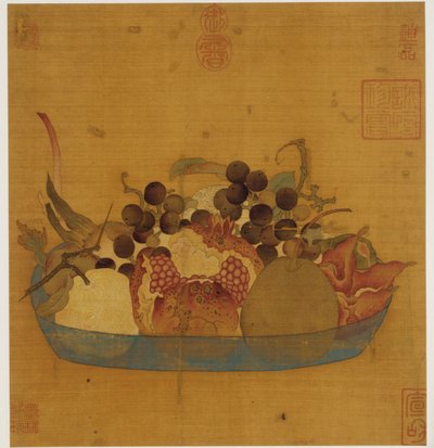 Un plato de vidrio azul lleno de fruta de Unknown artist