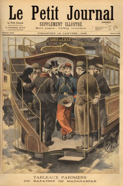 Un repatriado de Madagascar en la plataforma del ómnibus, rodeado por la multitud admirable. Grabado en "Le petit journal" 26/01/1896. Colección Selva de Unknown artist