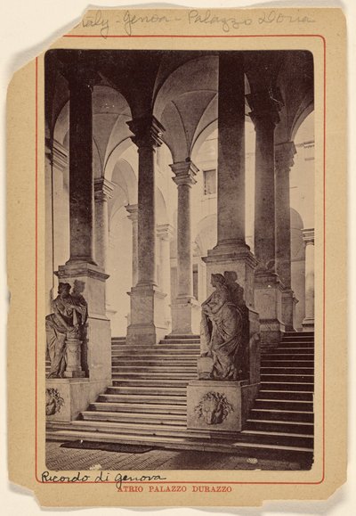 Atrio Palazzo Durazzo [en Génova, Italia]. de Unknown artist