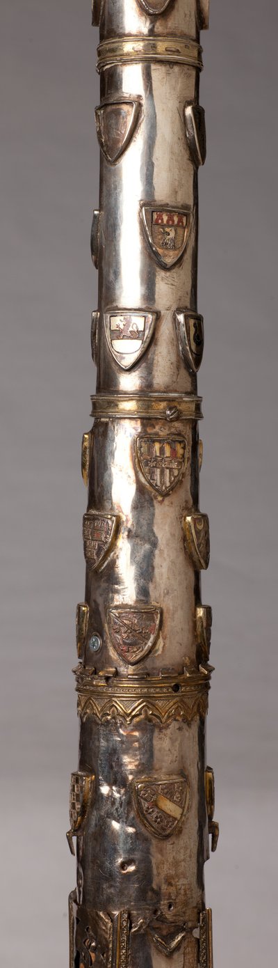 Candelabro (?), orfebrería, detalle de Unknown artist
